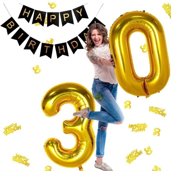 NWT 30th Black Gold Birthday Party Decoration Kit - Picture 3 of 4